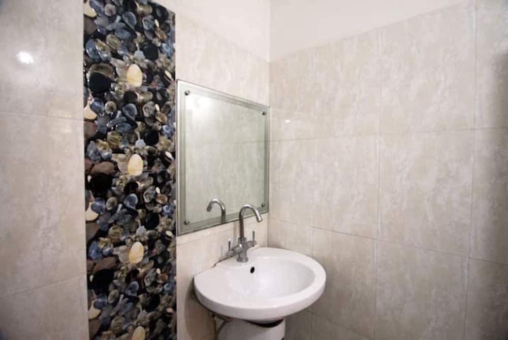 Нью-Дели: Hotel Traditional Inn