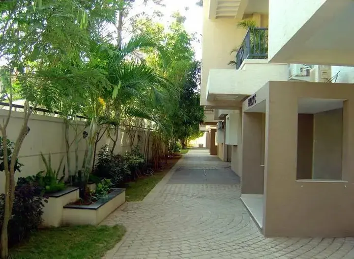 Бангалор: Stopovers Serviced Apartments - Hebbal
