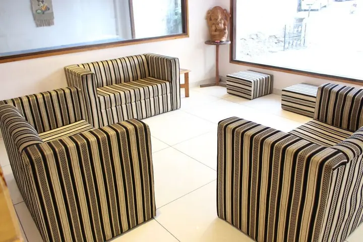 Кангра: Hotel Vatika