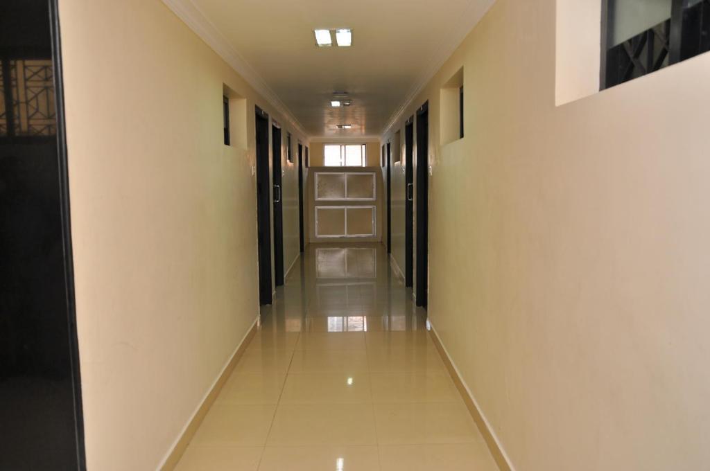 Eraniel: Hotel Rajam