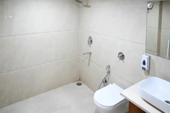 Матхура: Kedar Dham Hotel