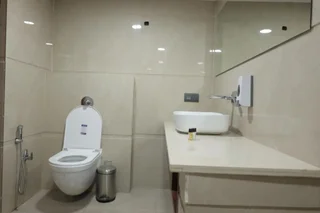 Матхура: Kedar Dham Hotel