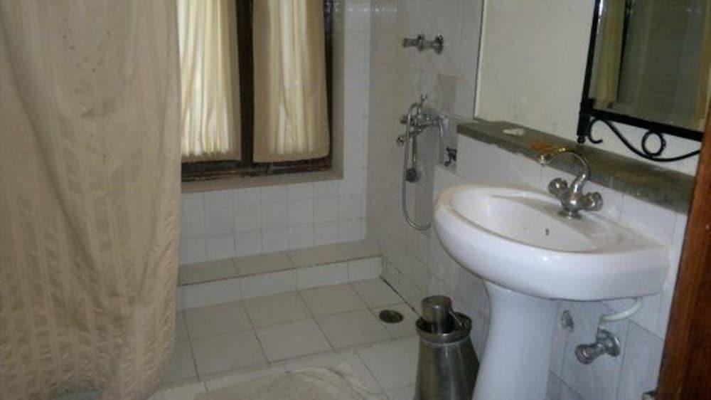 Удаипур: Hotel Aranyawas