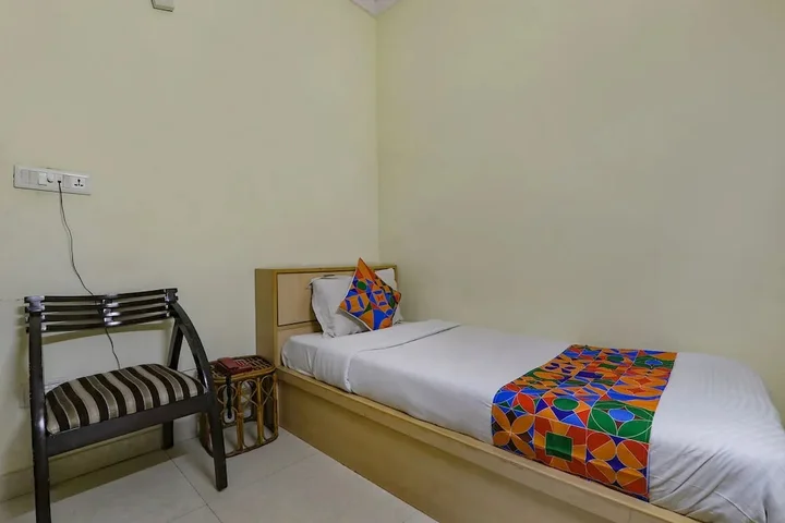 Канпур: Fabhotel Govinda Royal
