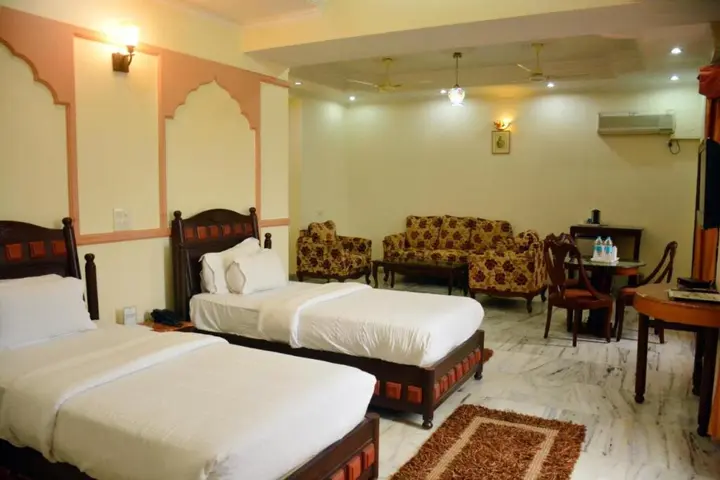 Ришикеш: Hotel Vasundhara Palace Rishikesh