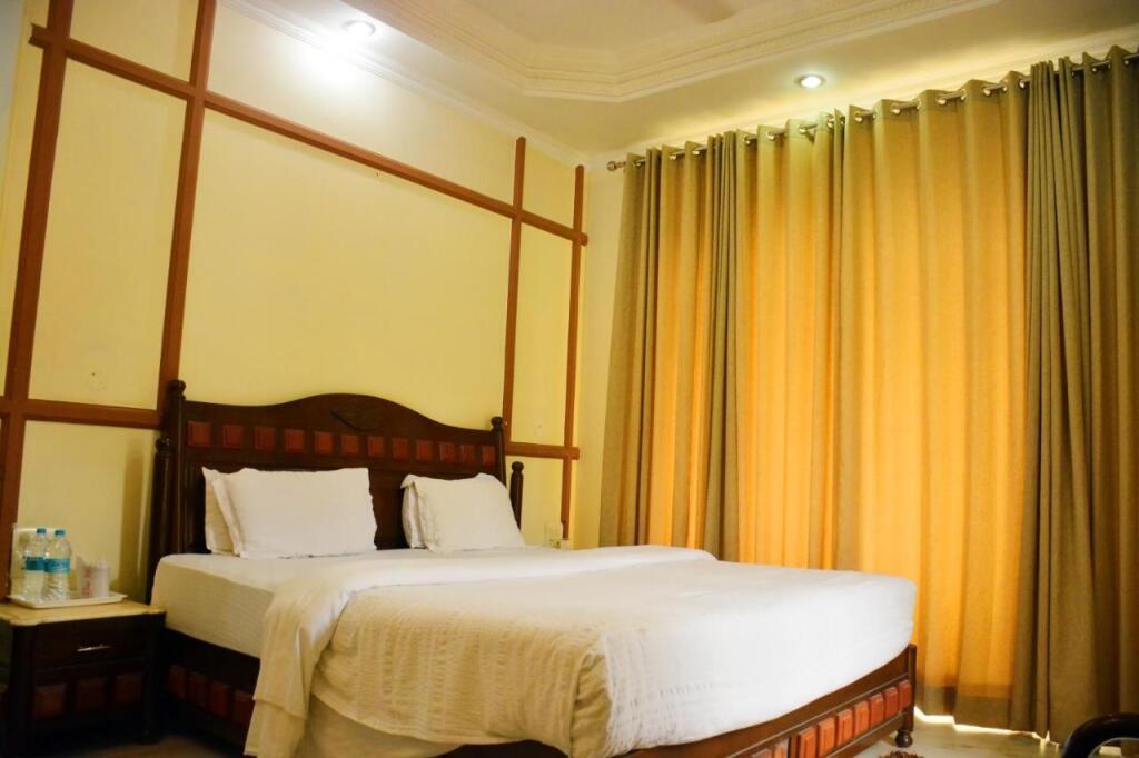 Ришикеш: Hotel Vasundhara Palace Rishikesh