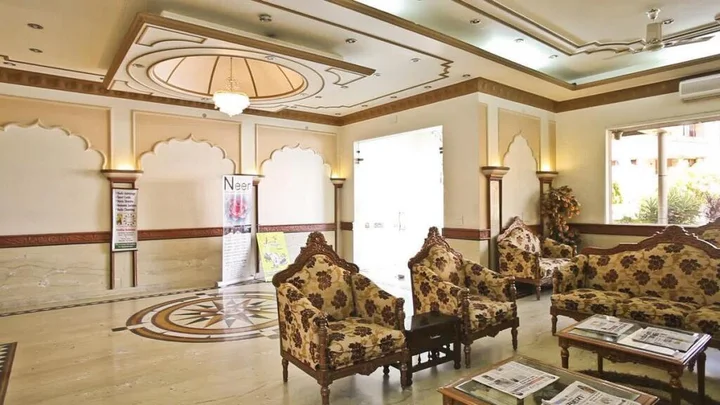Ришикеш: Hotel Vasundhara Palace Rishikesh