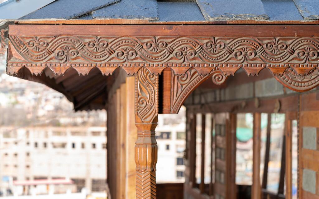 carousel image 0