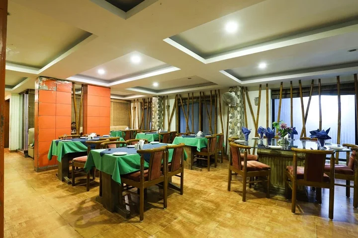 Гандидхам: Hotel Gokul