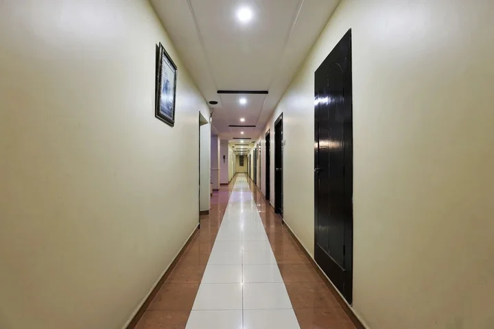 Гандидхам: Hotel Gokul