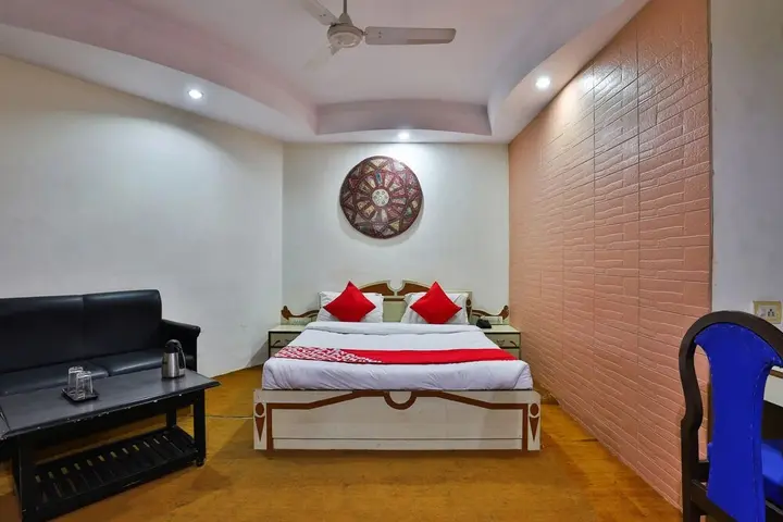 Гандидхам: Hotel Gokul