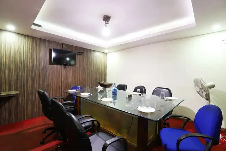 Гандидхам: Hotel Gokul