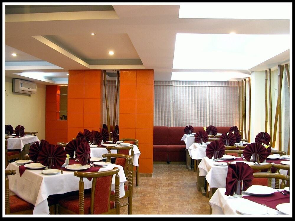 Гандидхам: Hotel Gokul