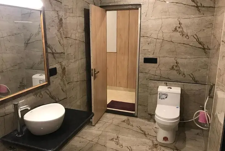 Файзабад: Hotel Shane Avadh