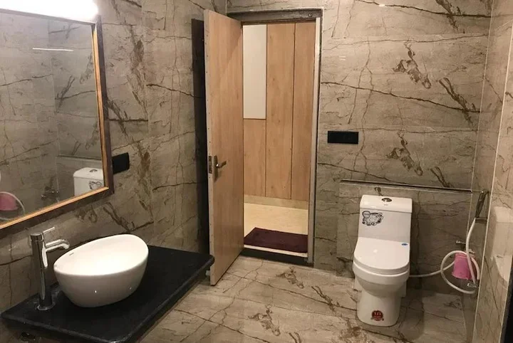 Файзабад: Hotel Shane Avadh