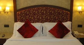 Наинитал: Hotel Arif Castles