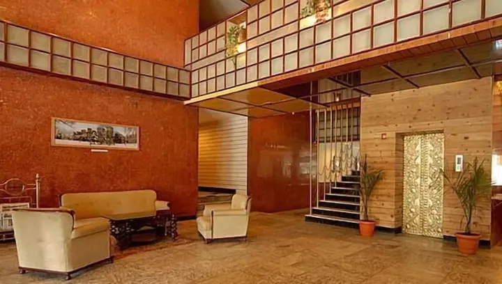 Наинитал: Hotel Arif Castles