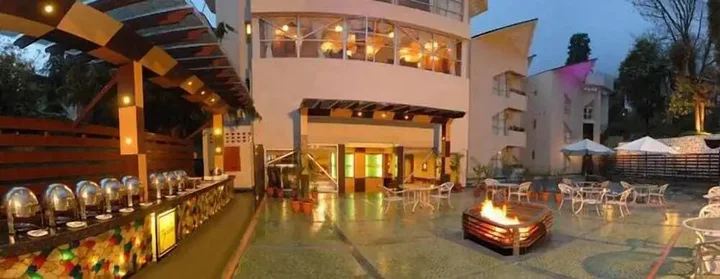 Наинитал: Hotel Arif Castles