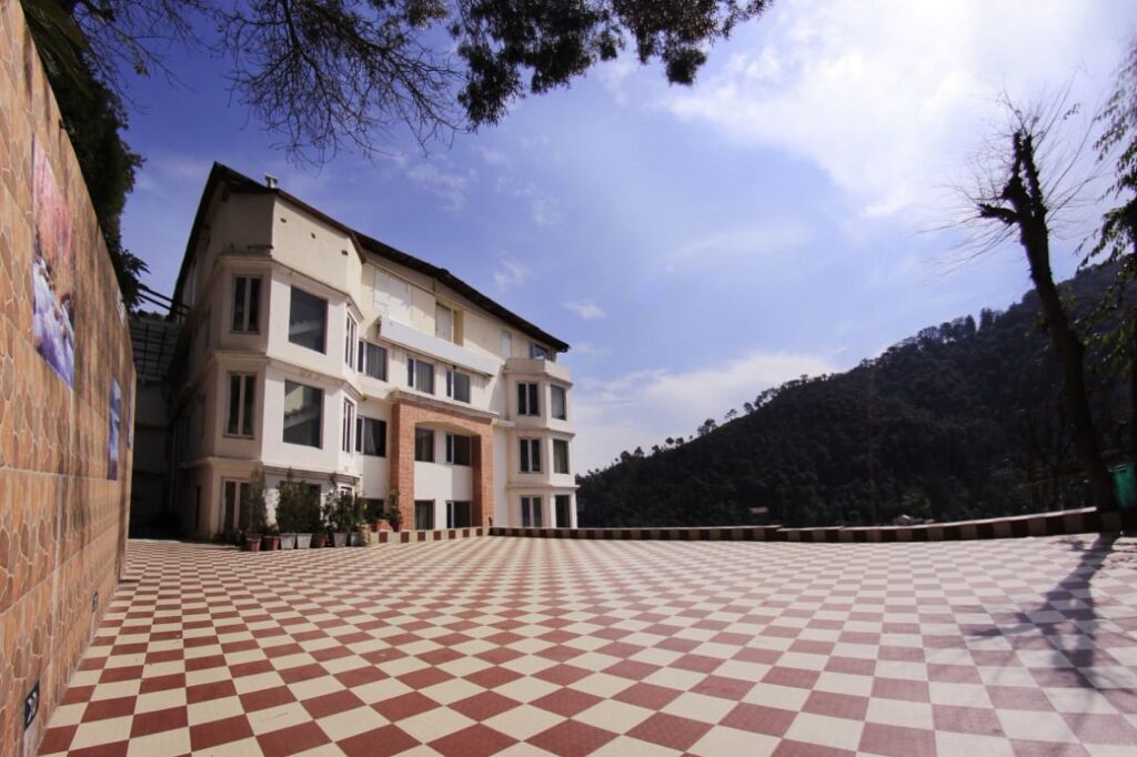 Шимла: Hotel Sukh Sagar Regency