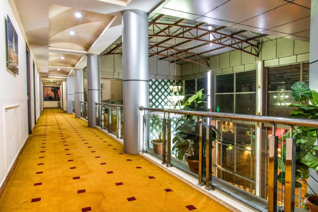Шимла: Hotel Sukh Sagar Regency