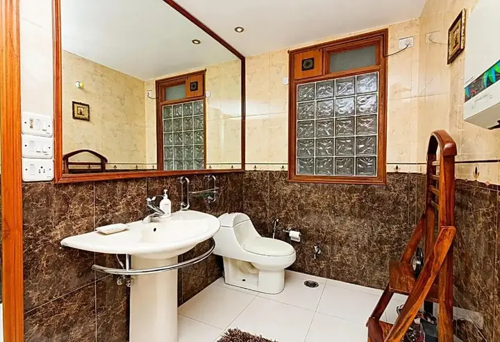 Гуруграм: Harrys Bed and Breakfast