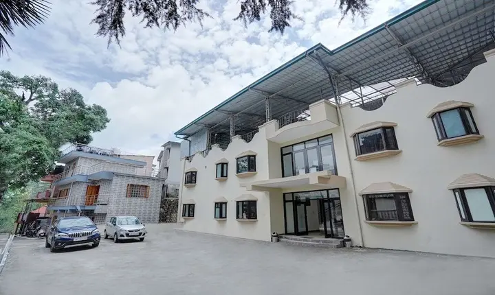 Дехрадун: Treebo Trend Mussoorie Club