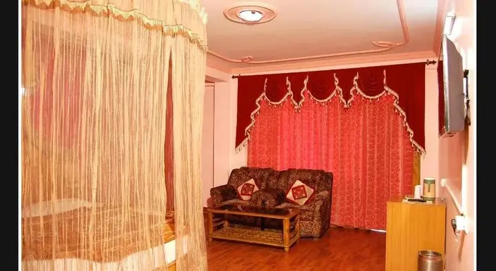 Манали: Hotel Naveen