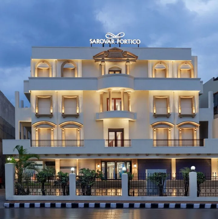 Дехрадун: Sarovar Portico Dehradun
