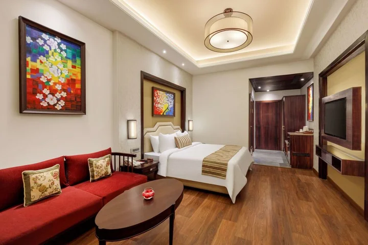 Дехрадун: Sarovar Portico Dehradun