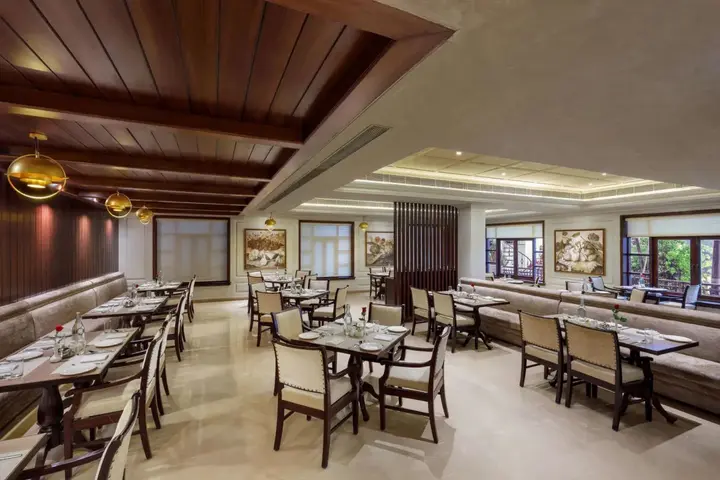 Дехрадун: Sarovar Portico Dehradun