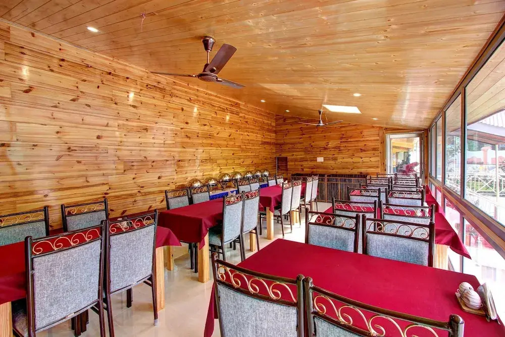 Манали: Hotel Monarch Residency Manali