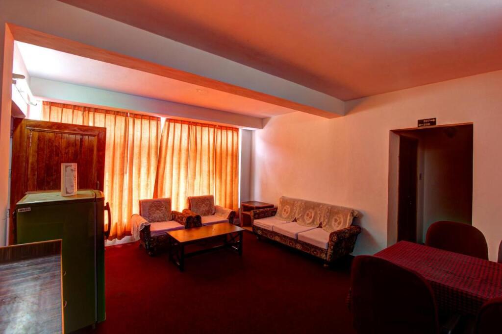 Манали: Hotel Monarch Residency Manali