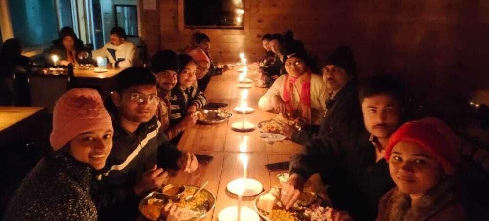 Манали: Hotel Monarch Residency Manali