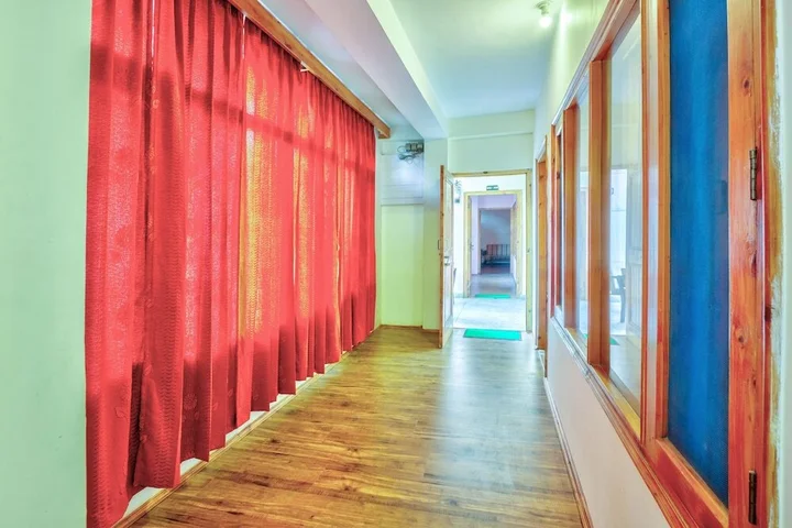 Манали: Hotel Monarch Residency Manali