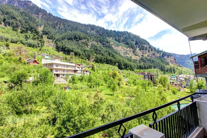 Манали: Hotel Monarch Residency Manali