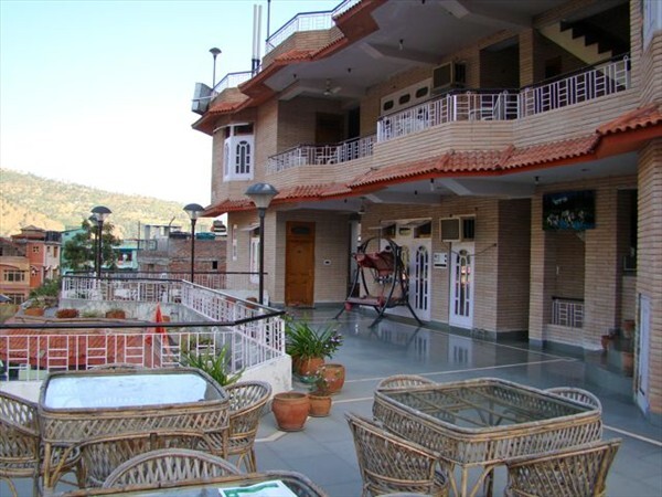 Чамба: Hotel Aroma Palace