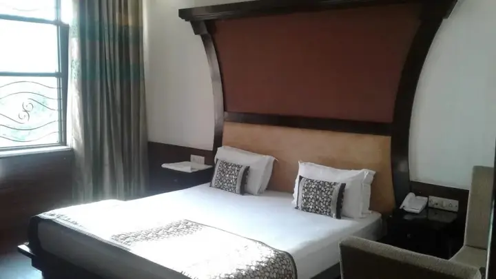 Hotel Empire BnB Gurgaon — фото 4