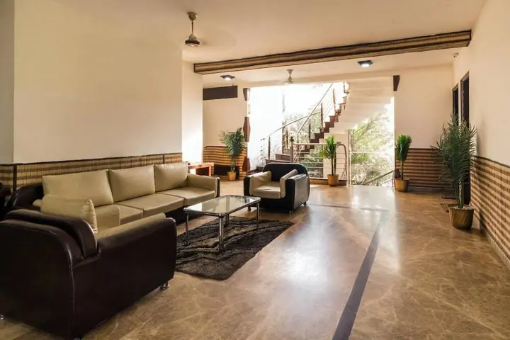 Гуруграм: Hotel Empire BnB Gurgaon