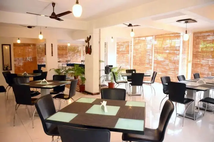Пуна: Honey Hospitality Service Apartment-Aundh