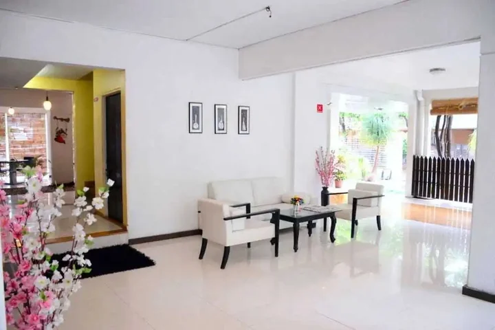 Пуна: Honey Hospitality Service Apartment-Aundh