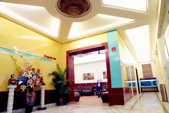 Праяградж: Hotel Prayag Inn