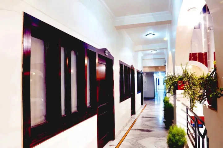 Праяградж: Hotel Prayag Inn