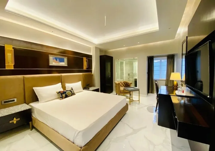 Праяградж: Hotel Prayag Inn