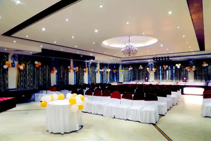 Праяградж: Hotel Prayag Inn
