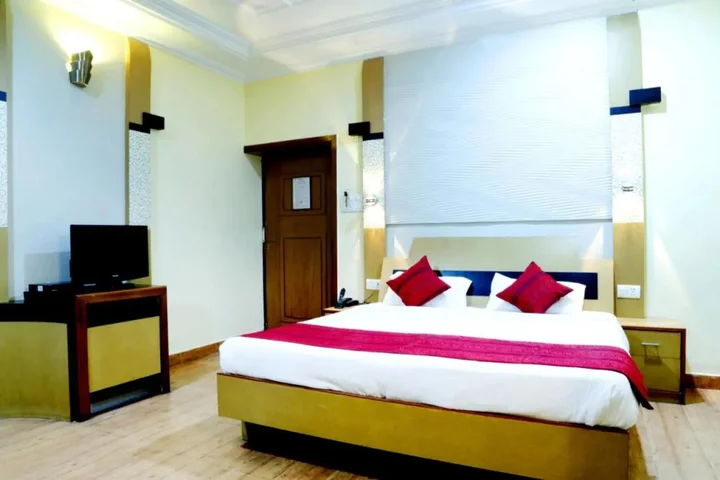 Праяградж: Hotel Prayag Inn