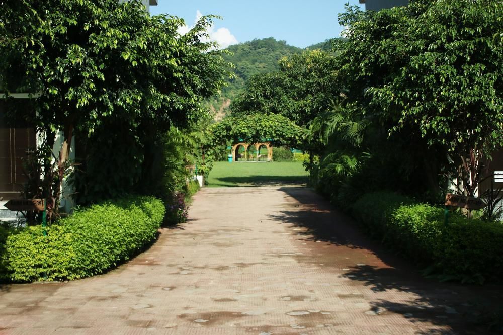 Наинитал: OYO Premium Kosi River Resort