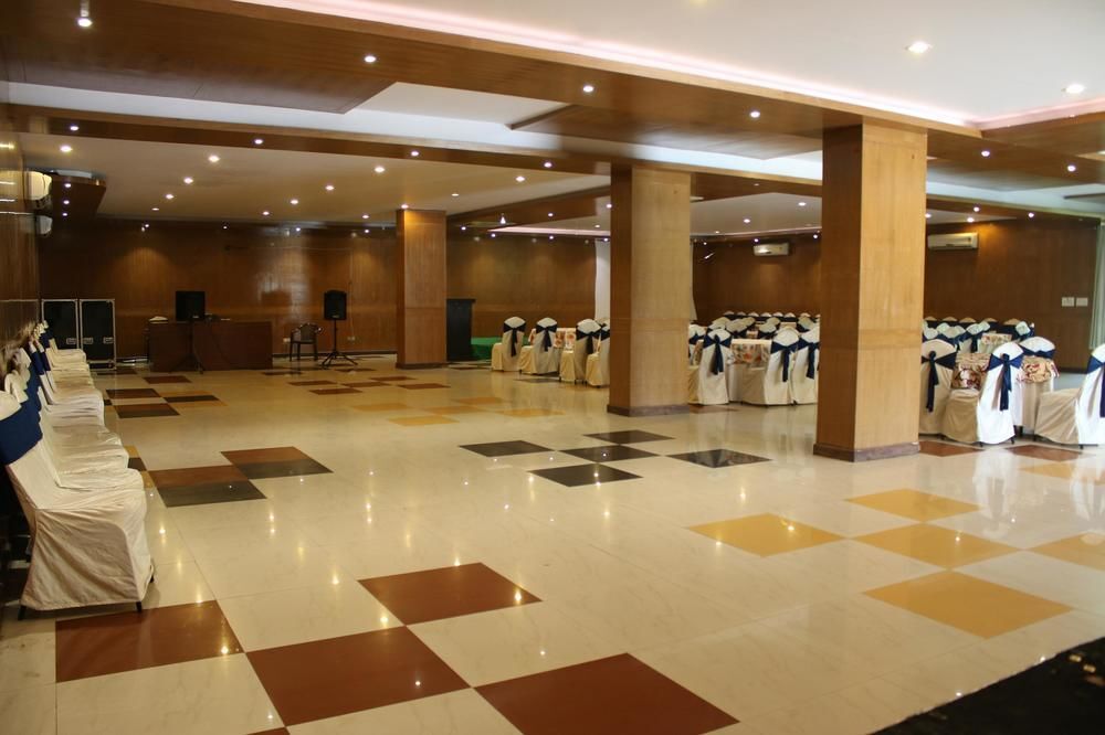 Наинитал: OYO Premium Kosi River Resort