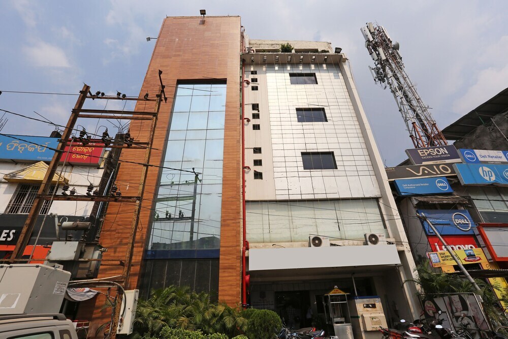 Каттак: OYO 2182 Hotel Seetal