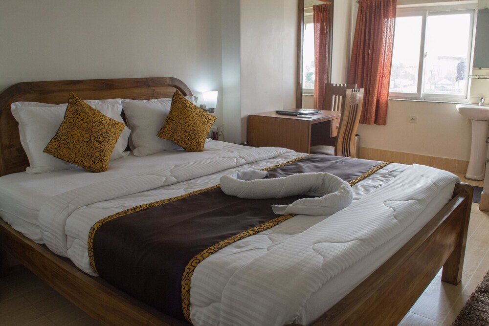 Каттак: OYO 2182 Hotel Seetal