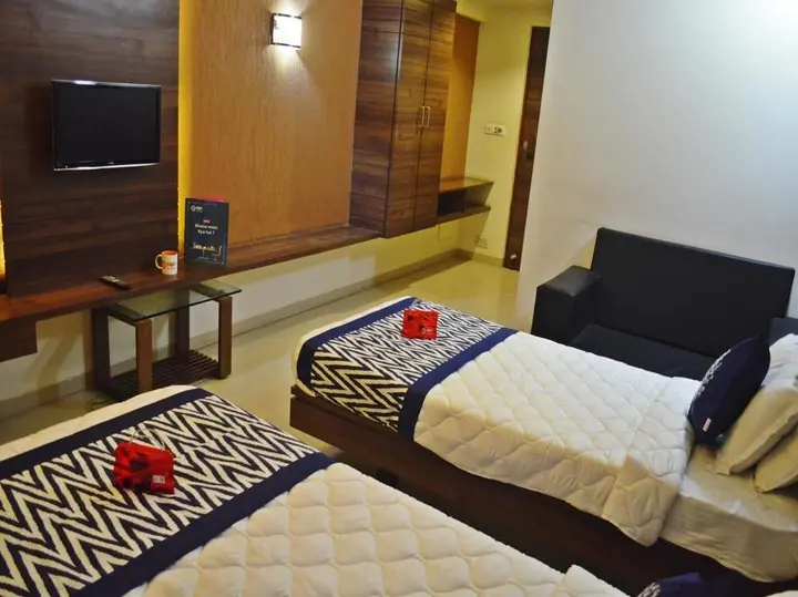 Анклешвар: OYO 2430 Hotel Apex